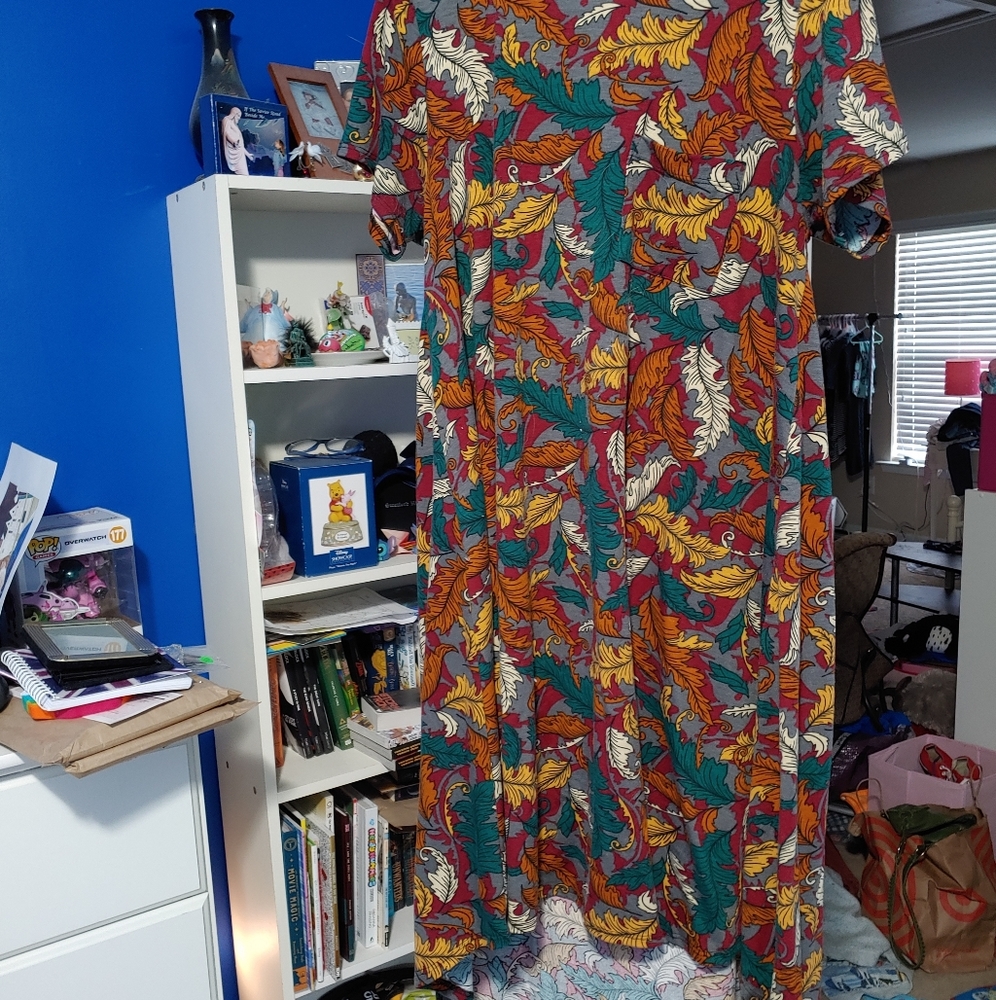 Lularoe L dress leaf print